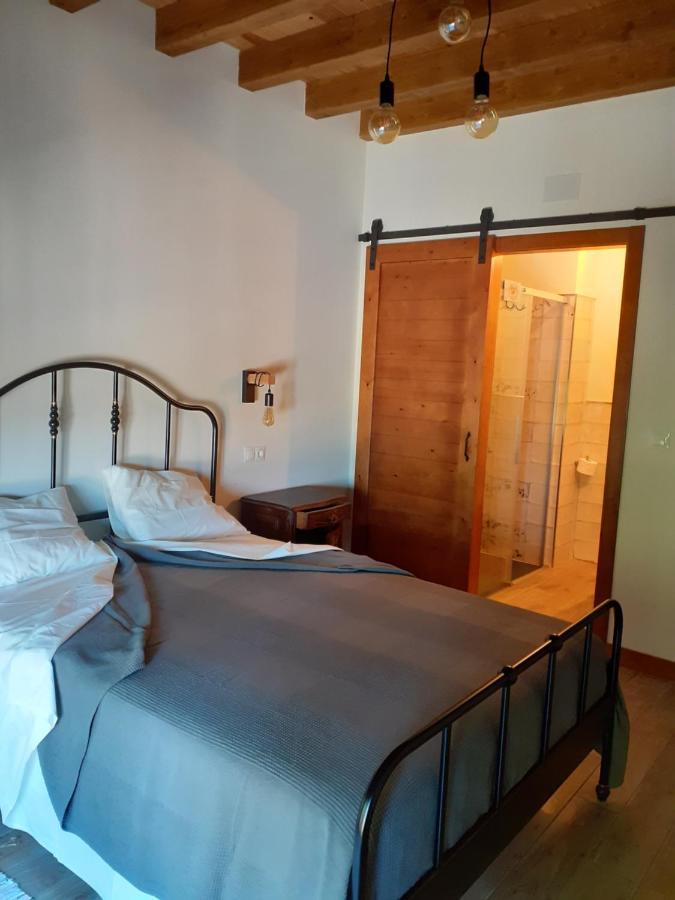 Y Casa La Paredana, Fontoria