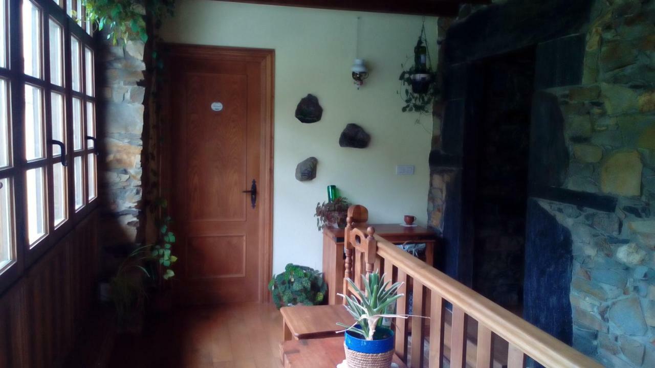Y Casa La Paredana, Country house